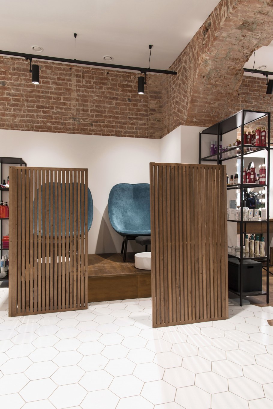 Салон красоты в стиле лофт