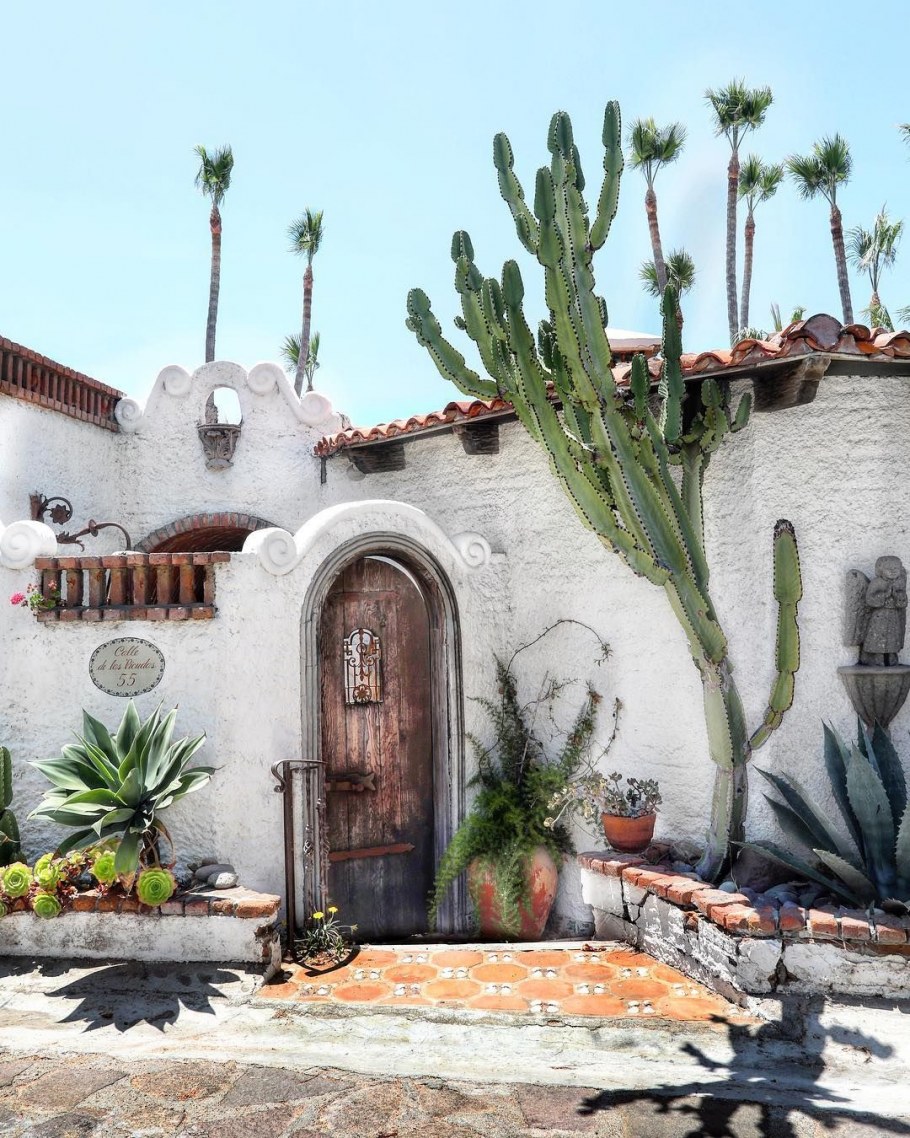 Дом в мексиканском стиле