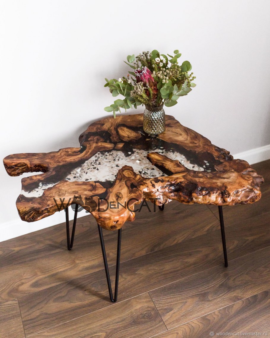 Мебель из коряг