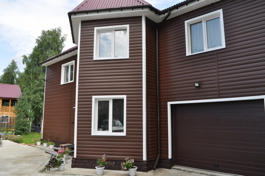 Сайдинг Файнбир могано блок Хаус