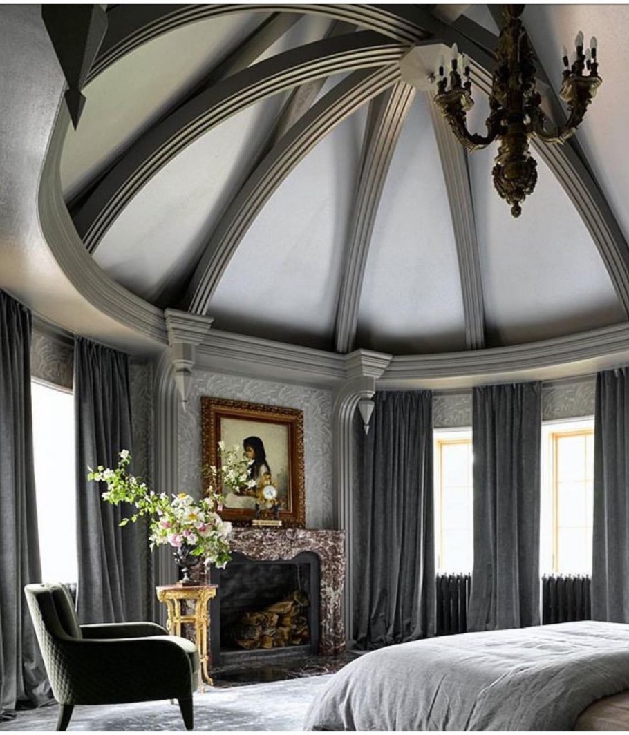 Романские витражи церкви сен-Шапель