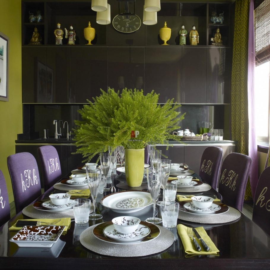 Салон красоты в фиолетовом стиле