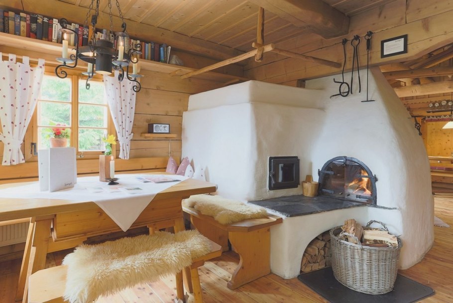 Планировка кухни в дачном доме