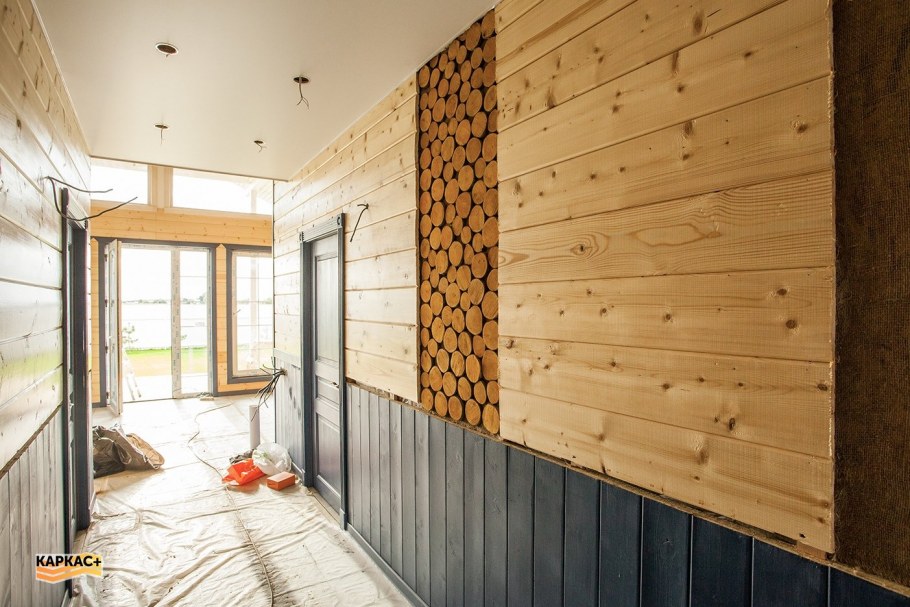 Отделка стен в каркасном доме