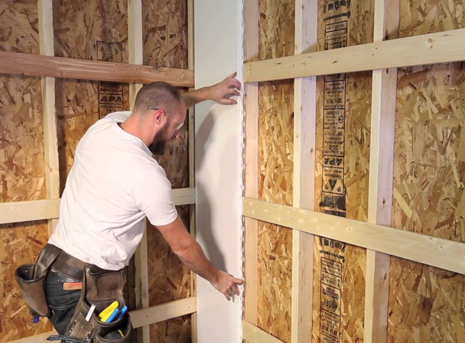 Деревянная обрешетка для панелей ПВХ