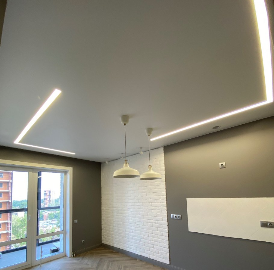 Декоративная отделка потолка