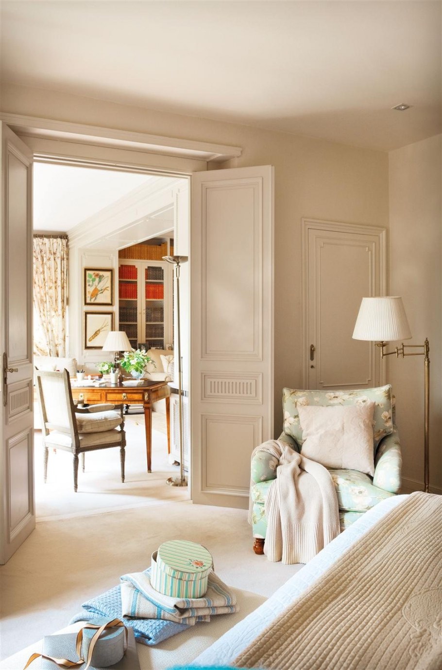 Квартира в бежевом цвете интерьер