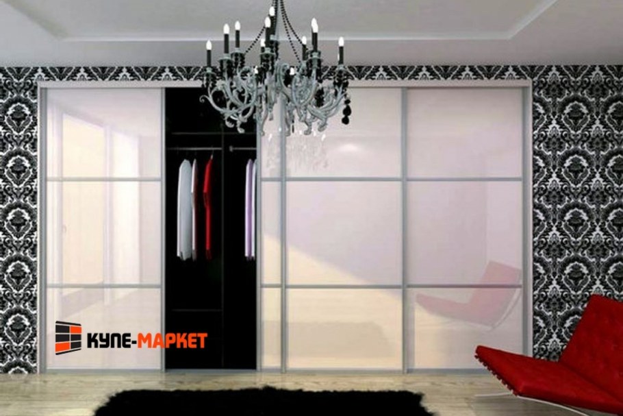 Встроенные шкафы купе в зал