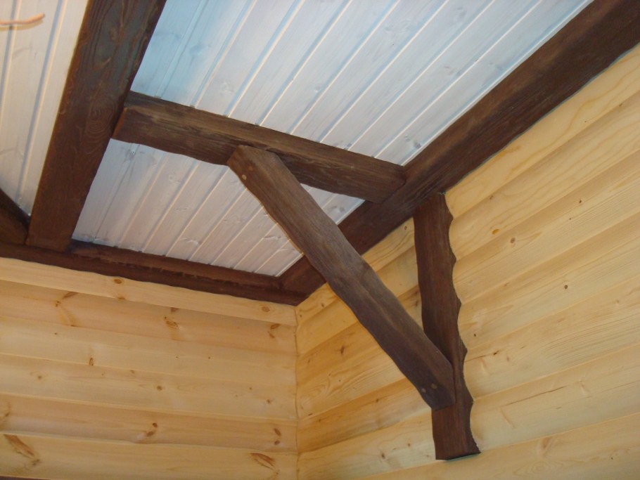 Фальшбалки из блокхауса