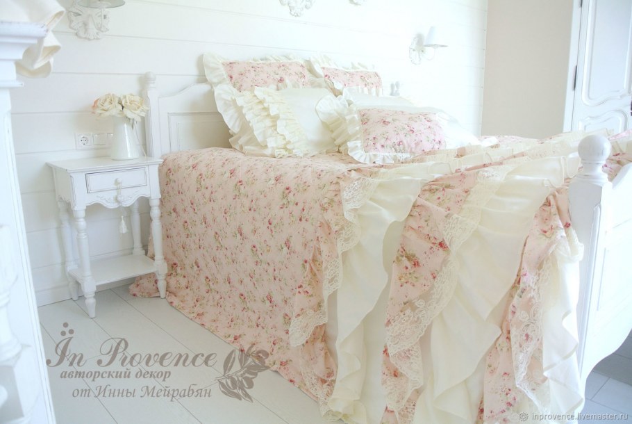 Подушки в стиле шебби Шик и Прованс