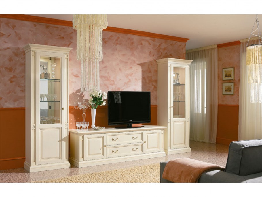 Итальянская гостиная Nabucco Avorio (Набукко аворио) фабрики Maronese