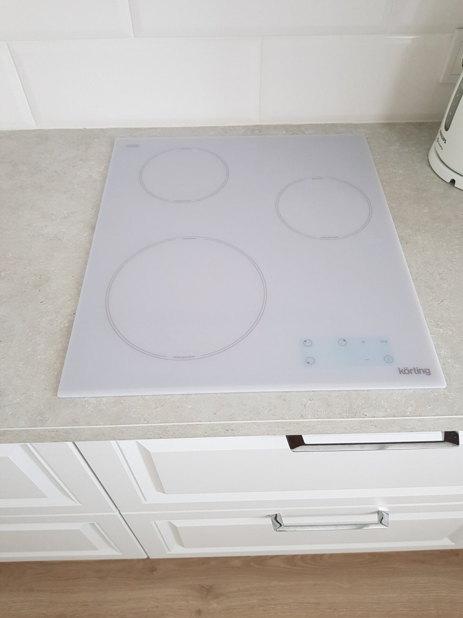 Bosch pue612ff1j индукционная плита