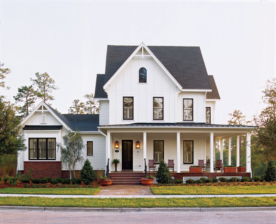 Белый коттедж