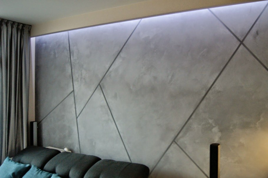 Декоративная штукатурка полосками