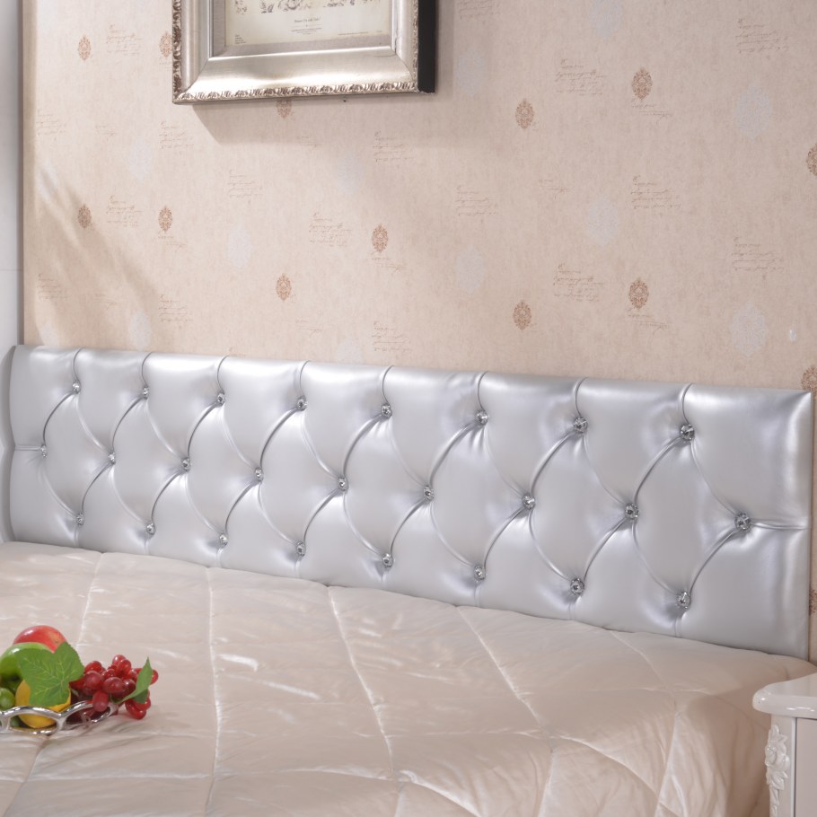 Мягкое изголовье для кровати на стену