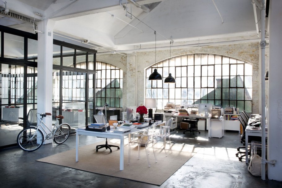 Офисное помещение в стиле лофт