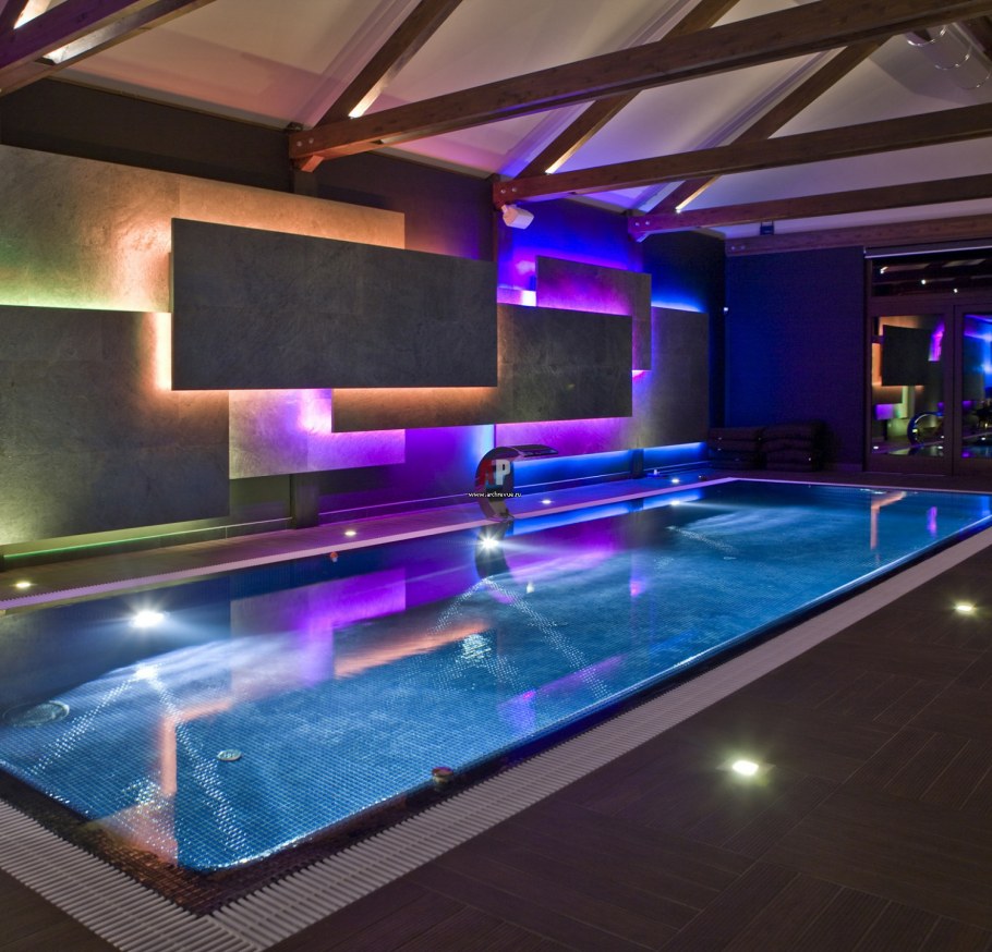 Освещение бассейна