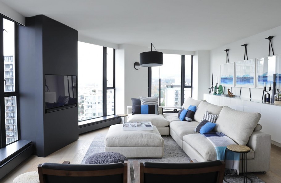 Гостиная с черными акцентами