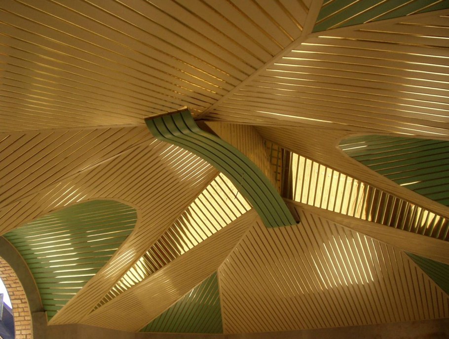 Дизайнерские реечные потолки