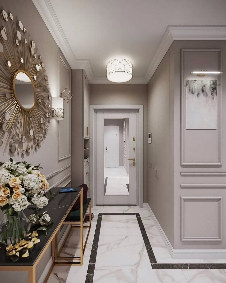 Узкая прихожая в светлых тонах в современном стиле