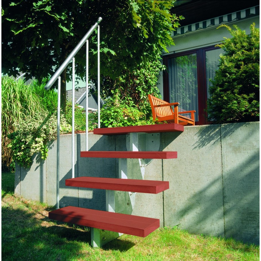 Ступени на даче