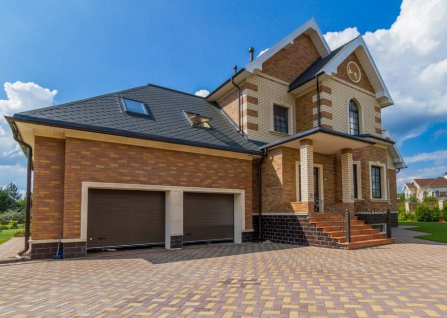 Коттедж из кирпича