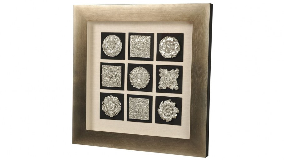 Настенный декор из дерева