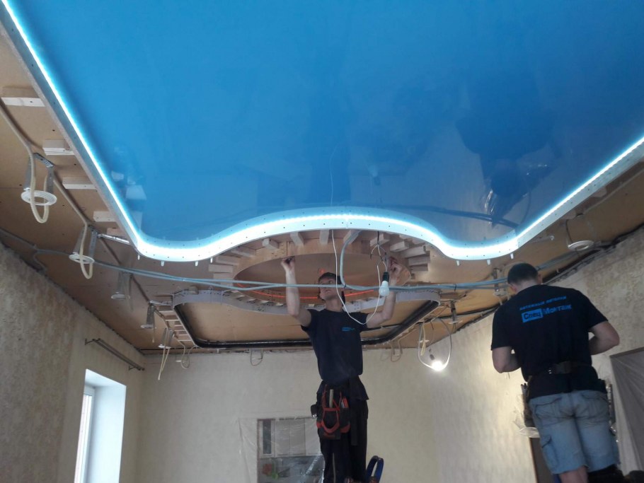 Натяжные потолки макет