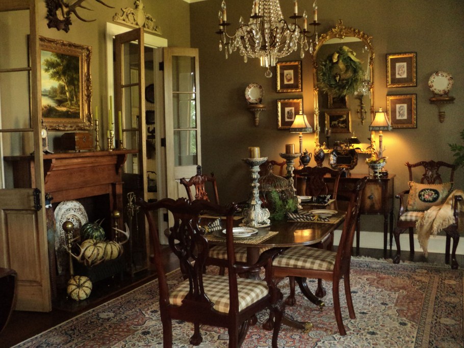 Настенный декор в английском стиле