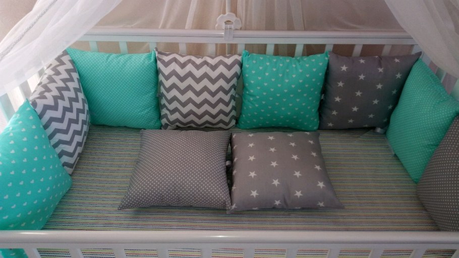 Бортики на три стороны кроватки