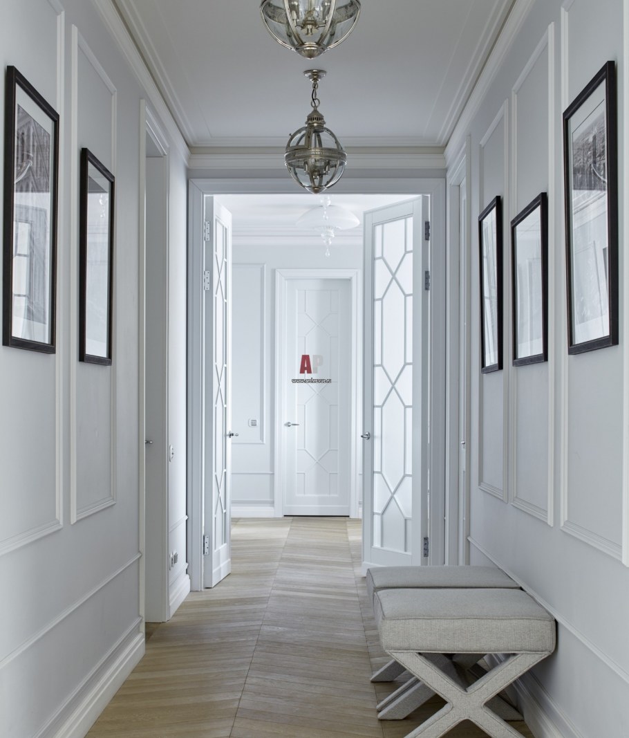 Коридор в стиле современная классика