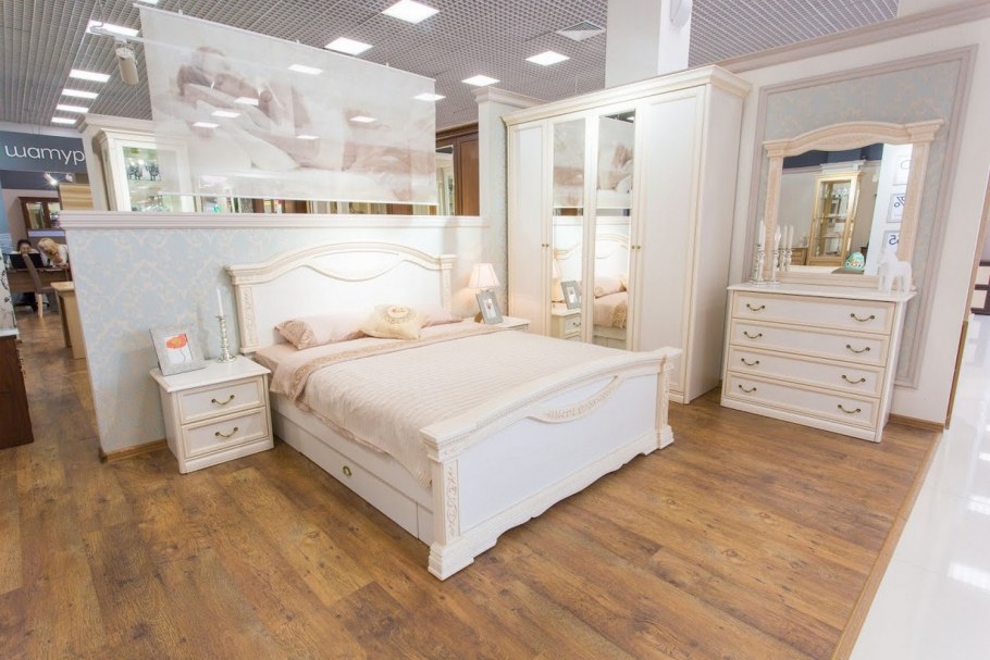 Спальный гарнитур Адажио Ангстрем