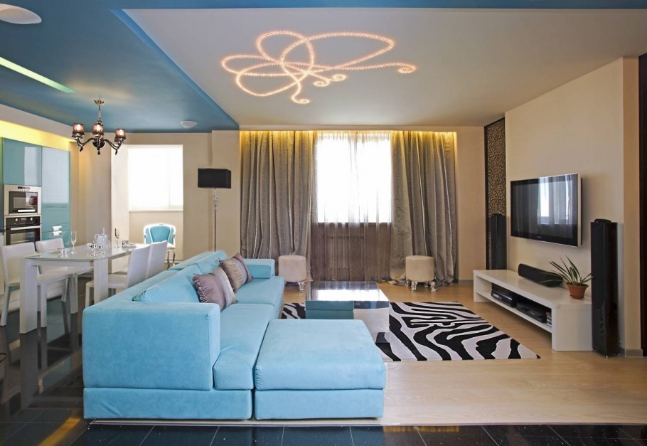 Потолок в студии кухня и гостиная