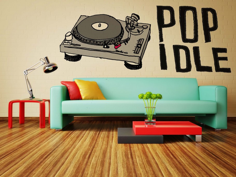 Рисунок Pop Art на журнальном столе