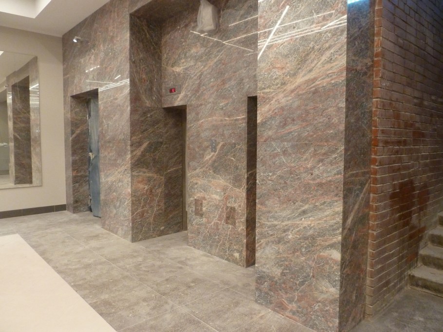Облицовка камнем пол стены
