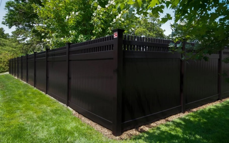 Забор из металлопрофиля