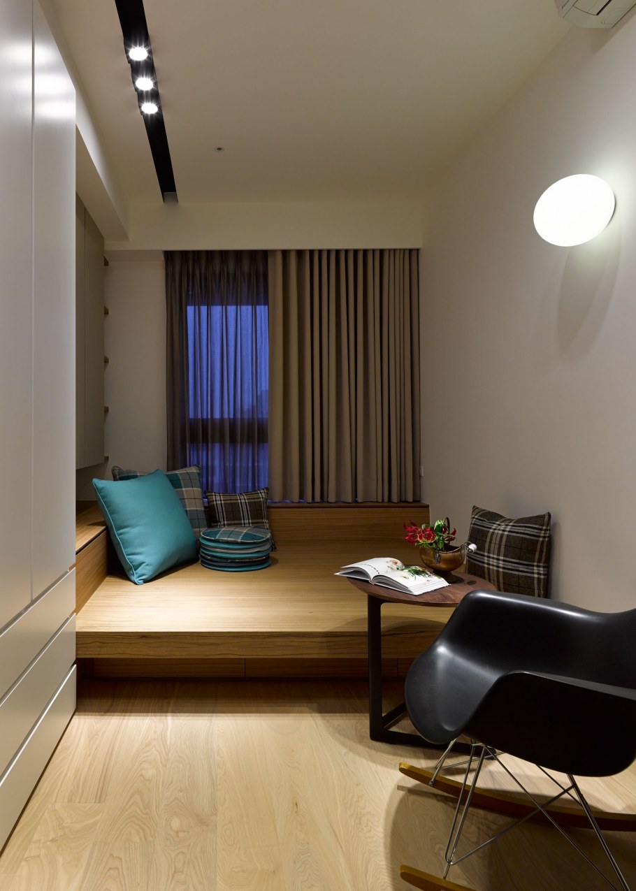 Длинная комната