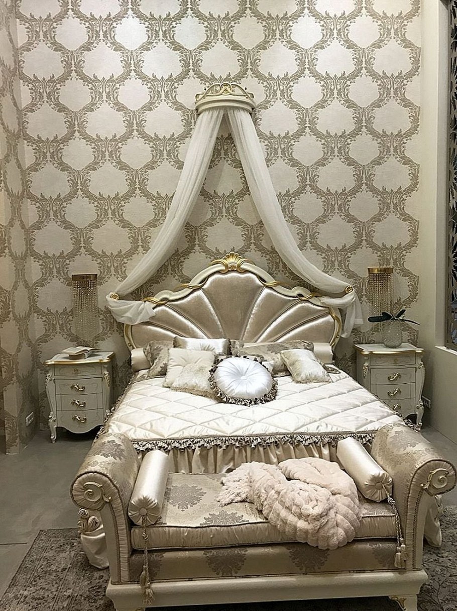 Королевский стиль спальни стиль рококо