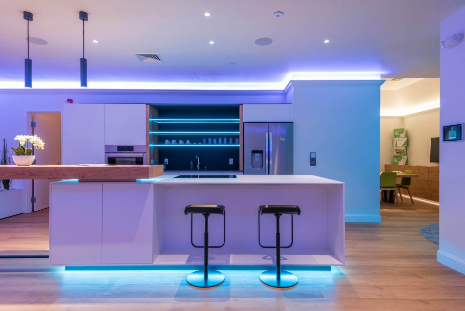 Цветное освещение умный дом