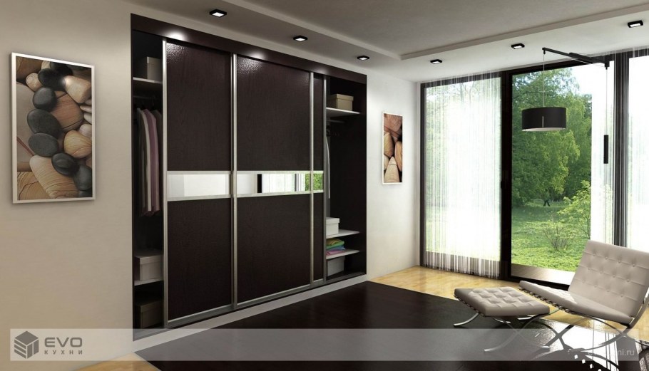 Шкаф во всю стену