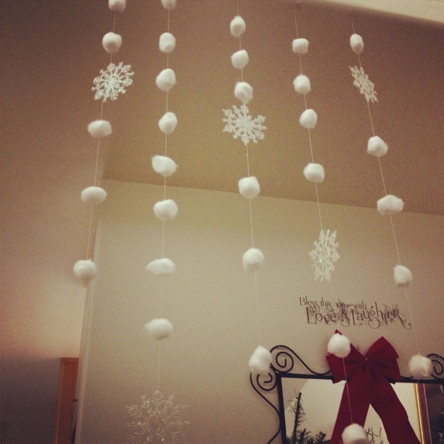 Гирлянда из снежинок