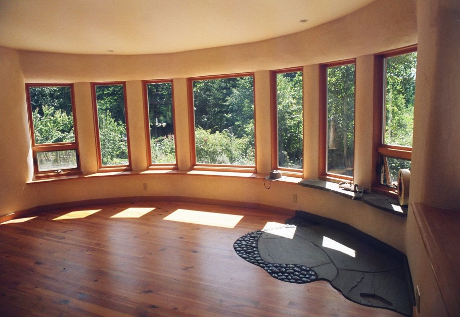 Круглый эркер