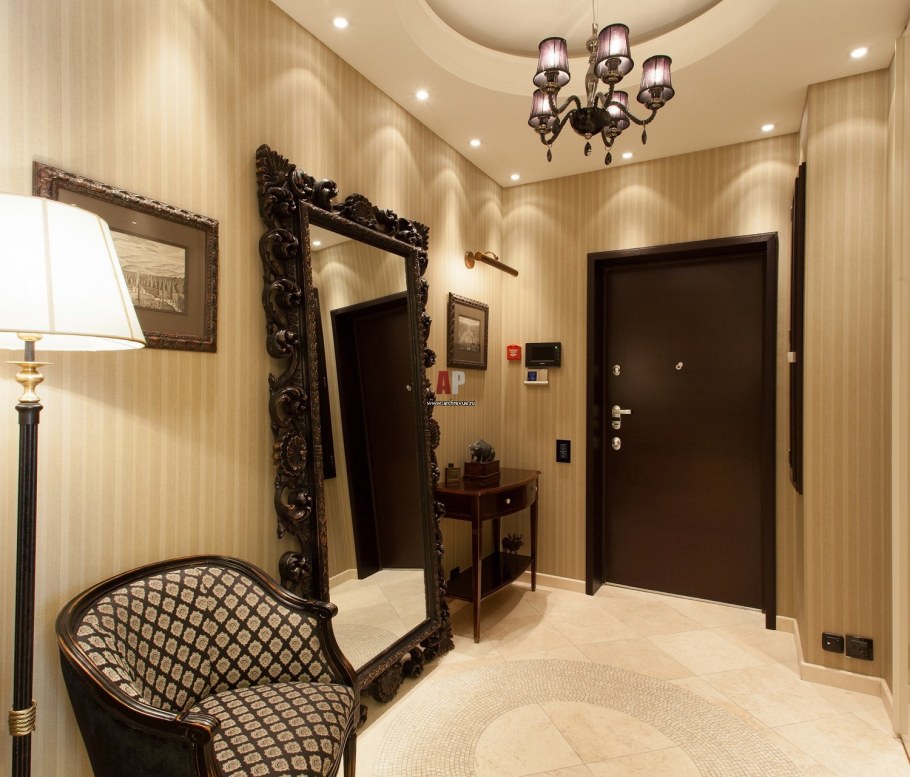 Большие прихожие