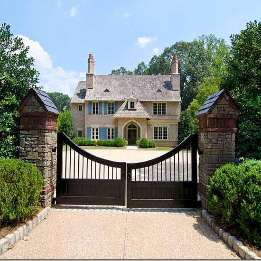 Стиль Шато коттедж Нормандия