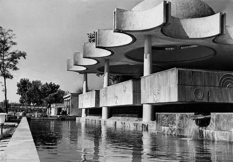 Модернистская архитектура СССР