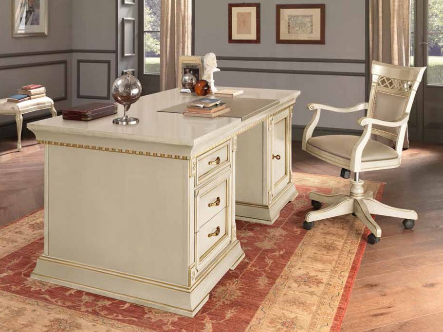 Сара Ричардсон туалетный столик