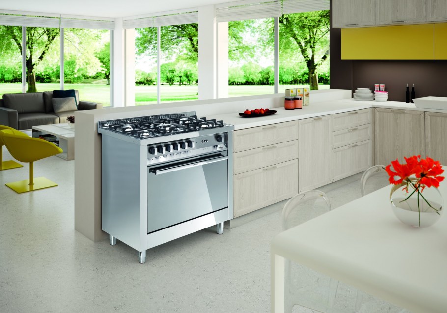 Варочный центр Smeg cpf9gpr