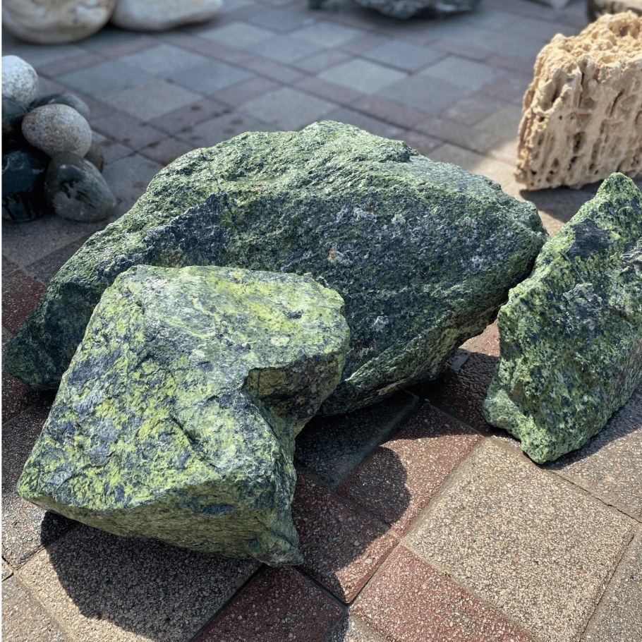 Златолит камень крошка