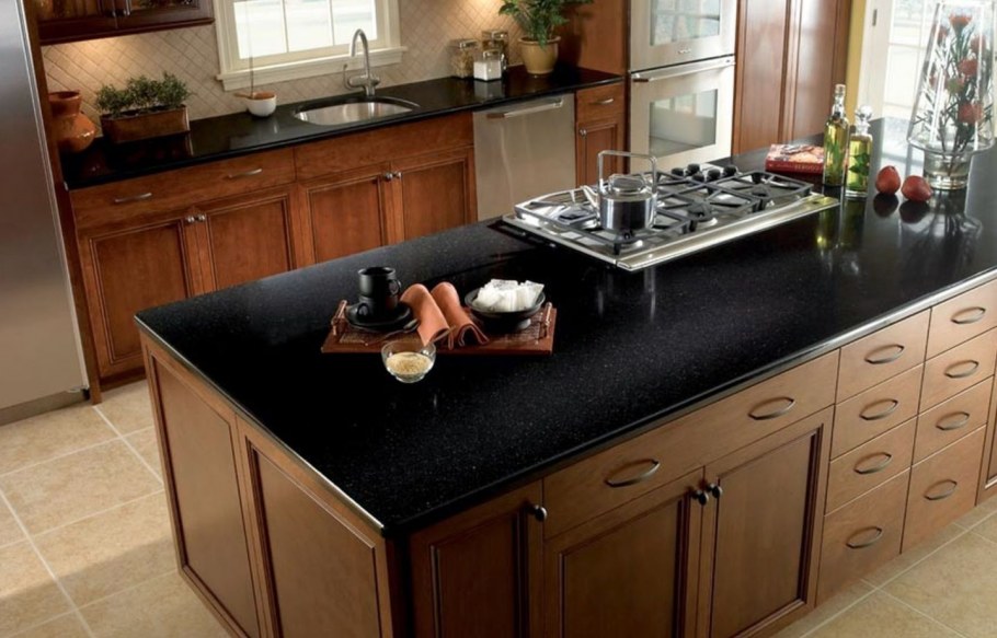 Кухонная столешница черная