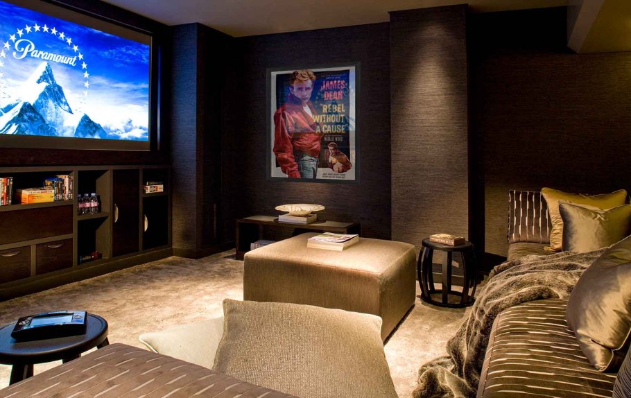 Комната с телевизором